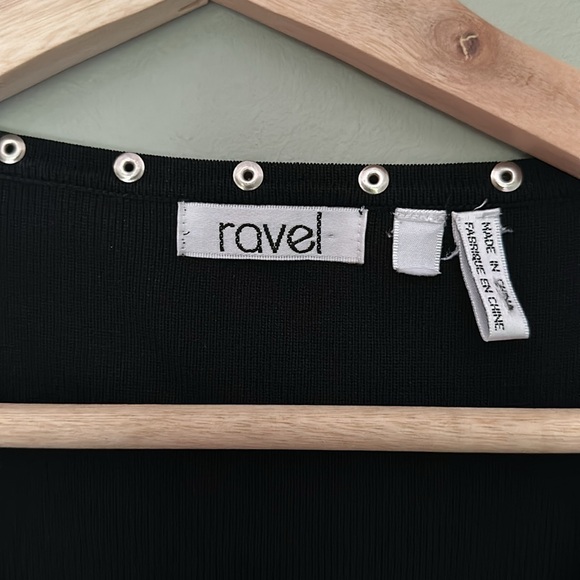 Sleeveless black studded top, Sz S/M - Picture 3 of 4